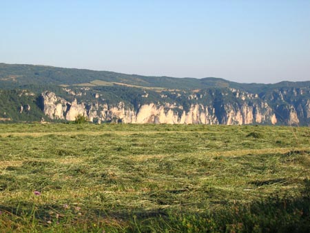Les gorges depuis le Sauveterre